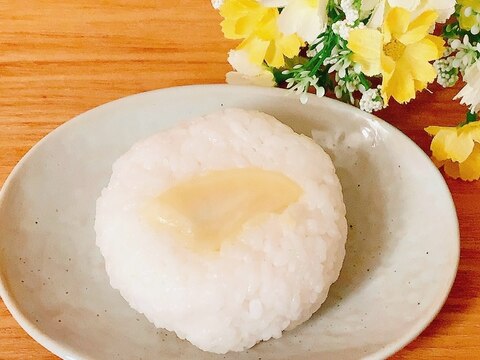 好きなお漬物♪おにぎり•.¸¸¸.☆（たくあん）